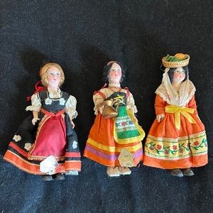 Vintage collectible dolls